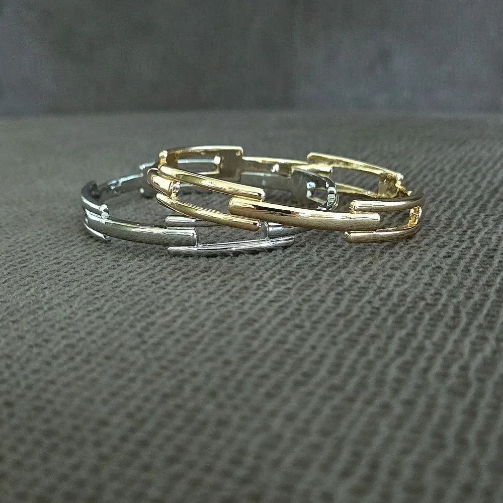 House🏠 of Harlow 1960 Set of Two✌️ Bangle Bracelets - NWT